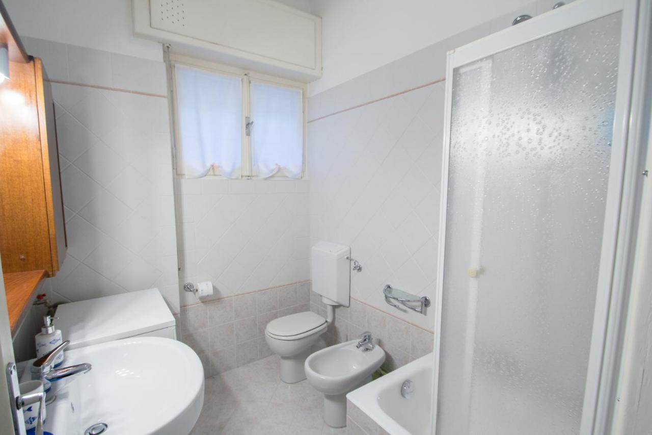 Grande Bilocale Con Giardino E Posto Auto Privato Comodo Al Mare Varazze Exterior photo