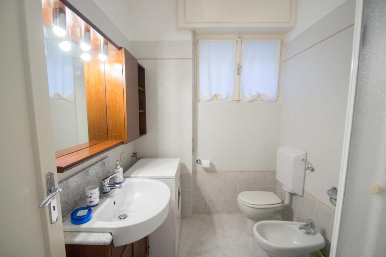 Grande Bilocale Con Giardino E Posto Auto Privato Comodo Al Mare Varazze Exterior photo